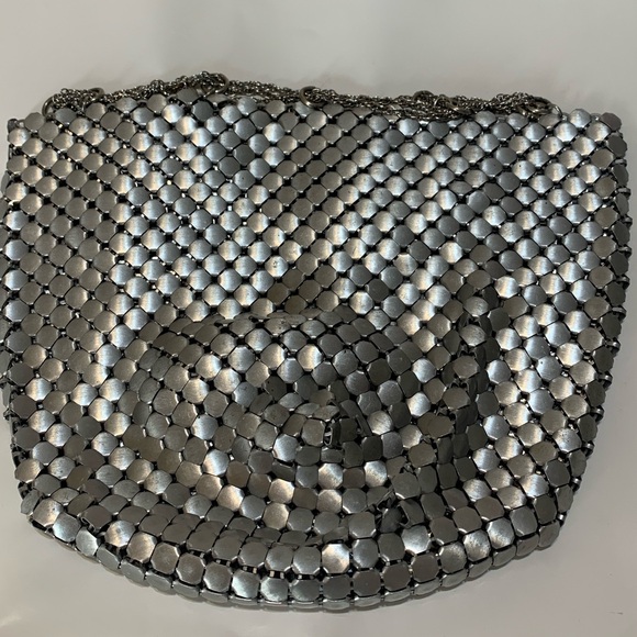 Silver metal chain mail link vintage purse - Picture 8 of 16
